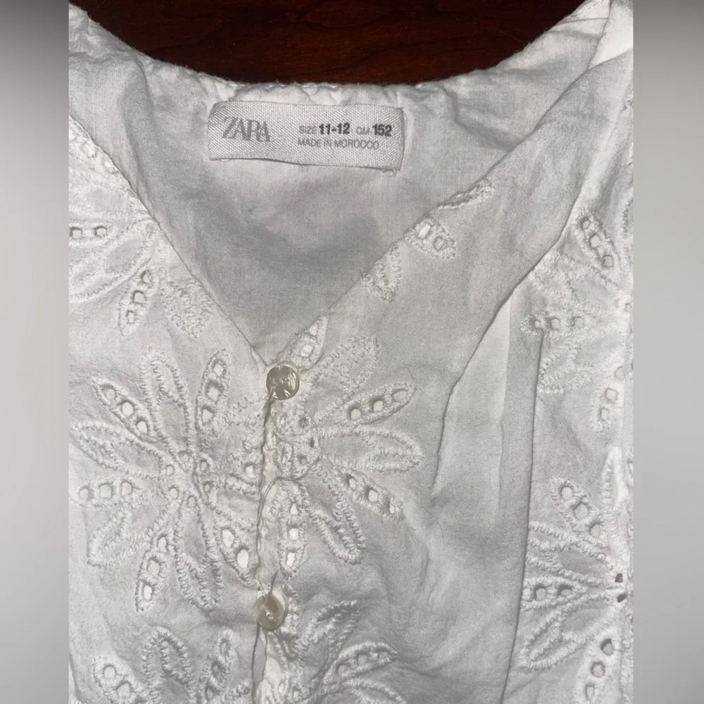 Zara white embroidery cotton dress size 11-12 EXCELLENT - Picture 2 of 4